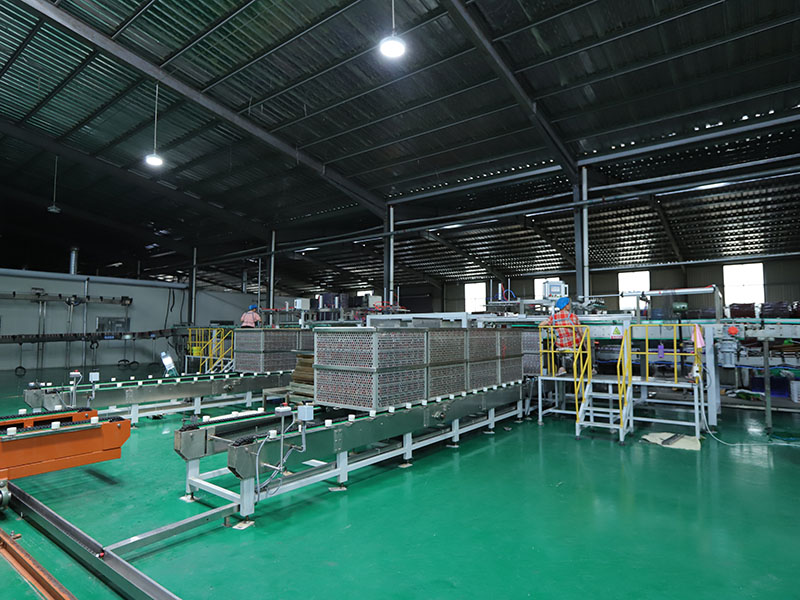 自動(dòng)裝卸籠